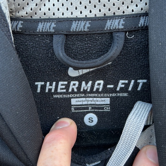 Nike therma-Fit hoodies size S.👍❤️ - Picture 4 of 4